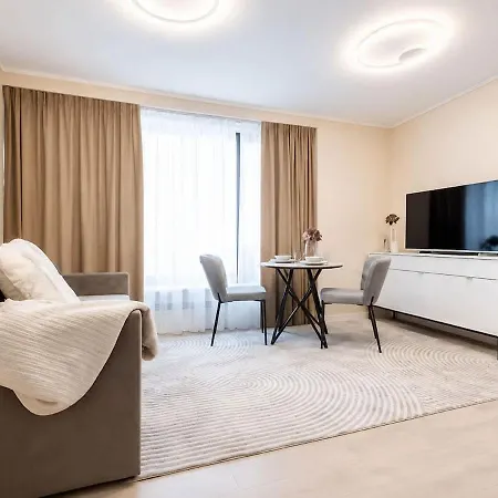 Bright Near Old Town By Vandore Heritage Appartement